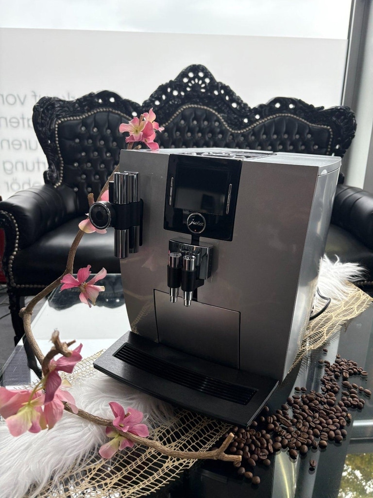 Kaffeevollautomat 17
