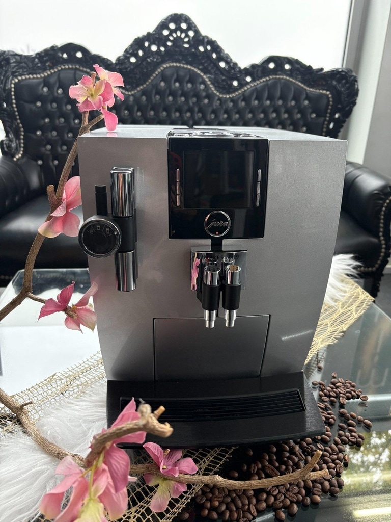 Kaffeevollautomat 16